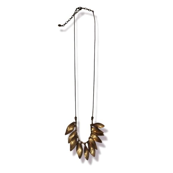 BAER LEAF NECKLACE   - Picture 5 of 9